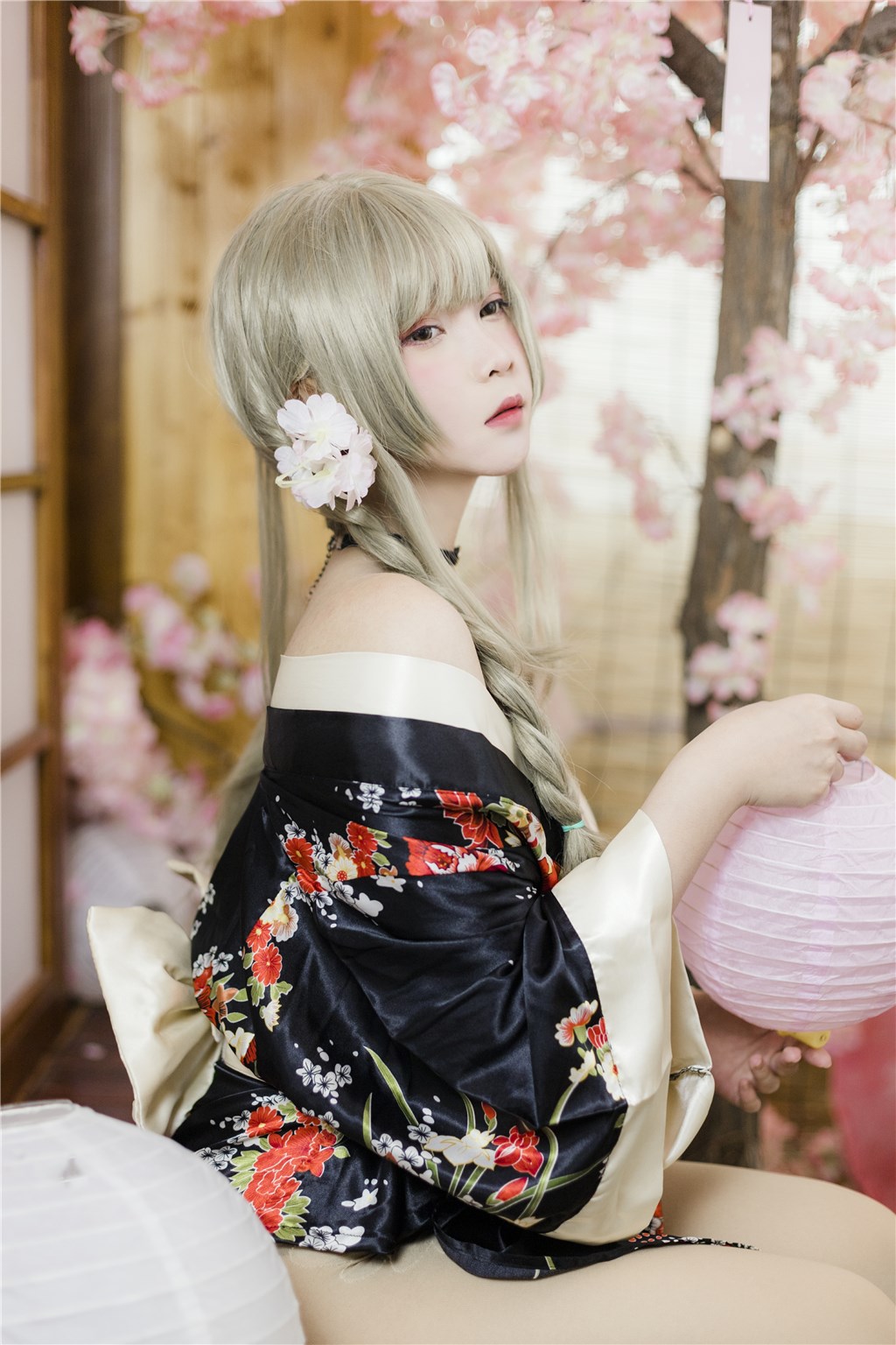 激情深夜震撼录：91黑料大事件全程曝光，情色夜会与地下势力碰撞出撕裂虚伪面具的瞬间